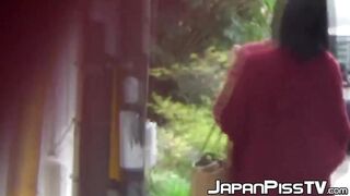 Dirty Japanese sluts urinate in front of scat