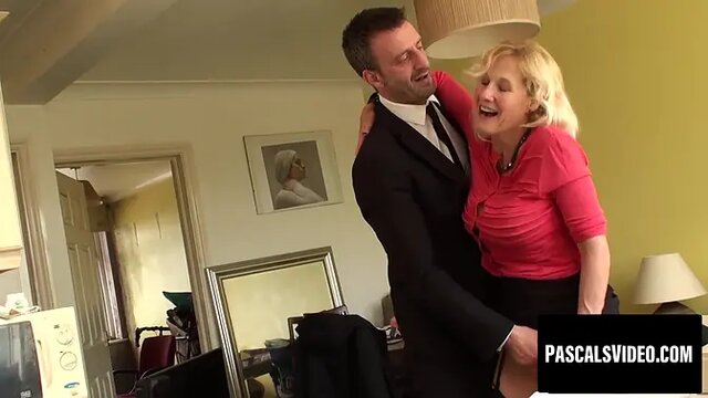 Mature Molly Maracas takes rough fucking in multiple positions