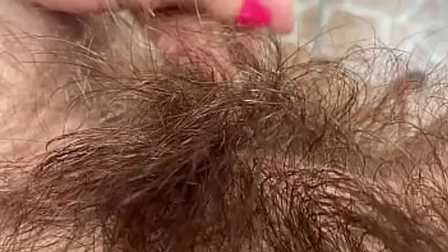 Amateur girl hairy pussy🌮️ pissing outdoor fetish compilation