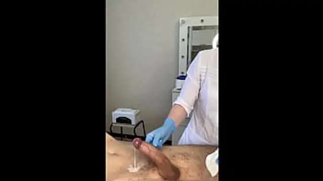 Intense scenes with the Russian depilation queen SugarNadya