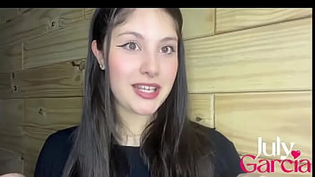 Busty brunette Latina finds hidden pleasure in the park