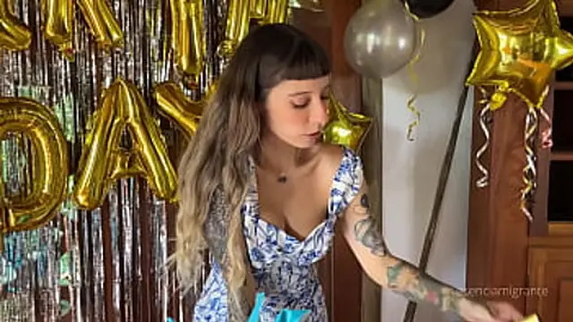  *@#@* THE ULTIMATE BIRTHDAY THRILL: REAL COCK🍆 PLEASURES ME TO MILK FULFILMENT *